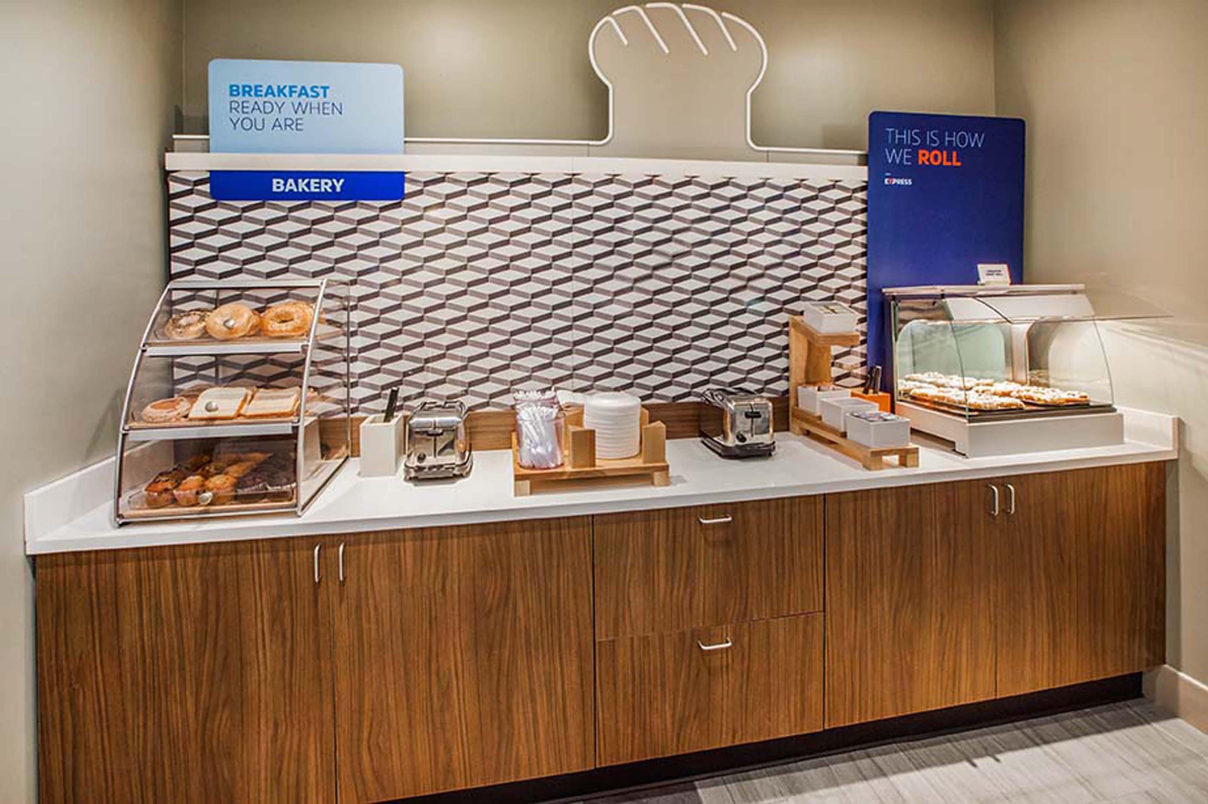 Holiday Inn Express Alva By Ihg Exteriör bild