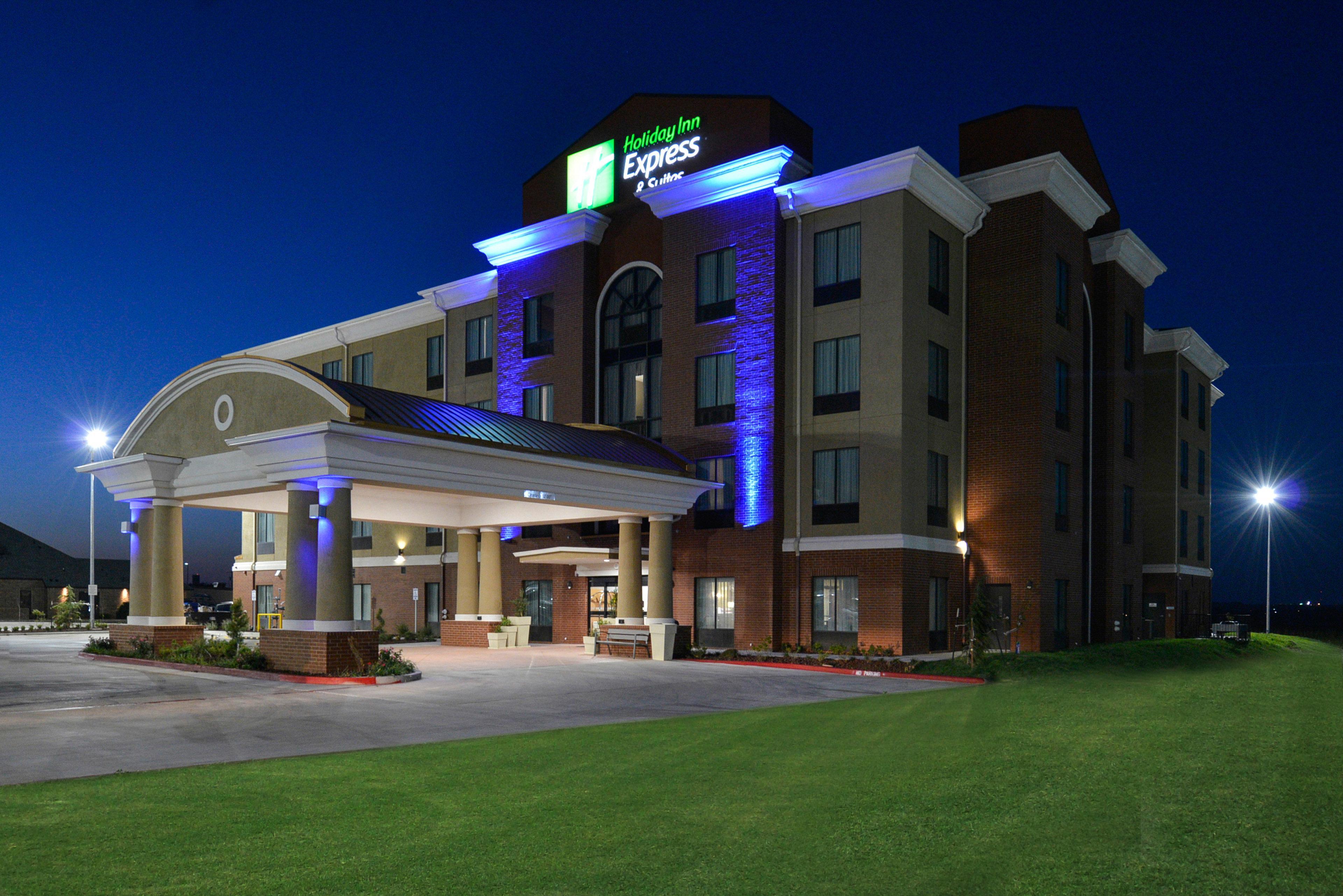 Holiday Inn Express Alva By Ihg Exteriör bild