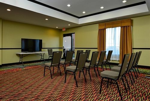 Holiday Inn Express Alva By Ihg Exteriör bild